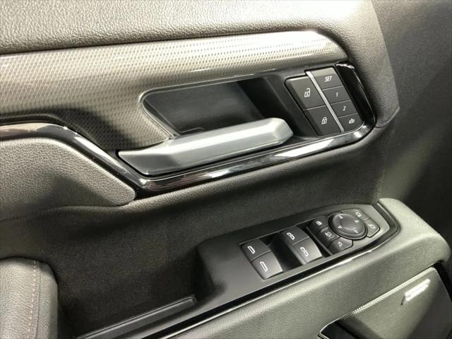 2025 GMC Sierra 2500HD 4WD Crew Cab Long Bed AT4