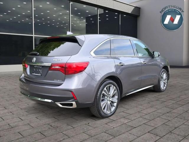 2017 Acura MDX w/Technology Package