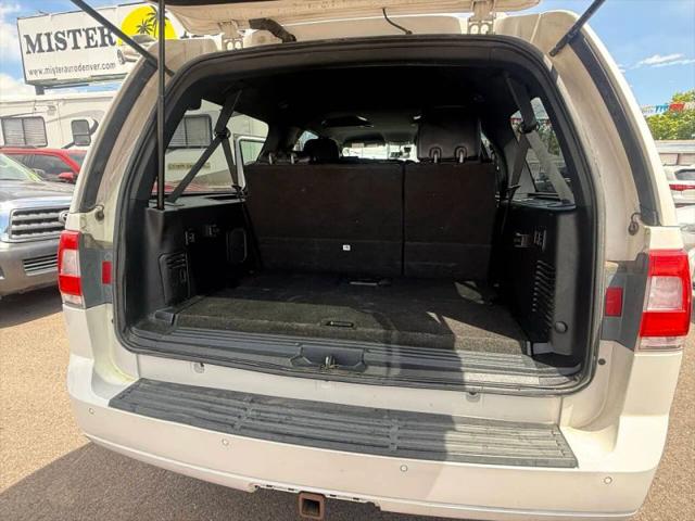 2015 Lincoln Navigator L Base