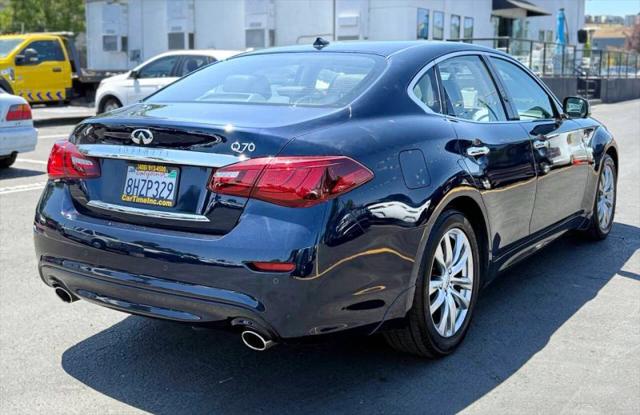 2019 INFINITI Q70 3.7 LUXE