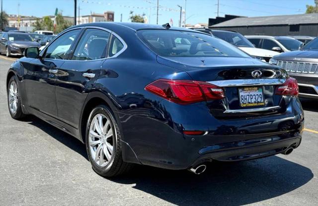2019 INFINITI Q70 3.7 LUXE