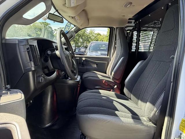 2024 Chevrolet Express Cargo Van RWD 2500 Regular Wheelbase WT