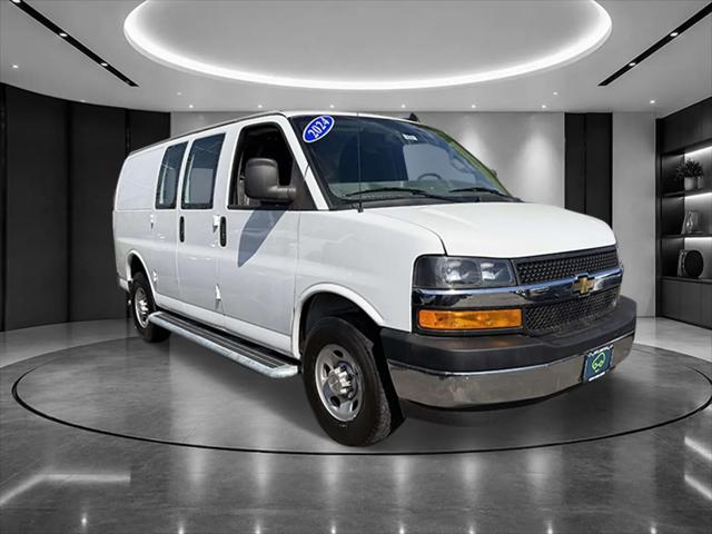 2024 Chevrolet Express Cargo Van RWD 2500 Regular Wheelbase WT