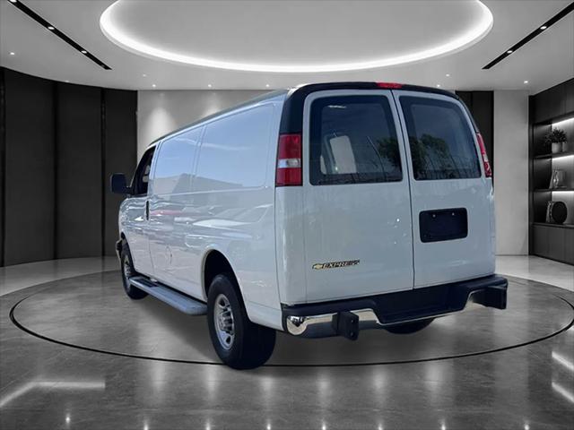 2024 Chevrolet Express Cargo Van RWD 2500 Regular Wheelbase WT