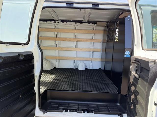2024 Chevrolet Express Cargo Van RWD 2500 Regular Wheelbase WT