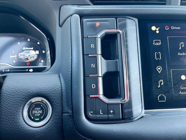 2023 GMC Yukon 4WD Denali