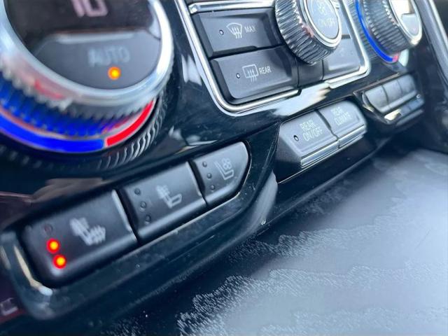 2023 GMC Yukon 4WD Denali