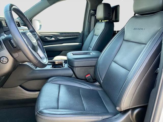 2023 GMC Yukon 4WD Denali