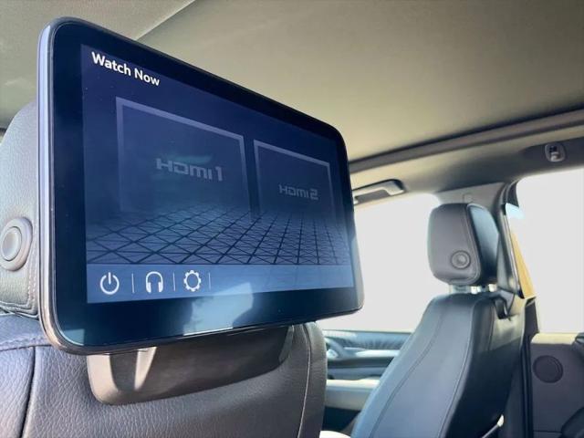 2023 GMC Yukon 4WD Denali