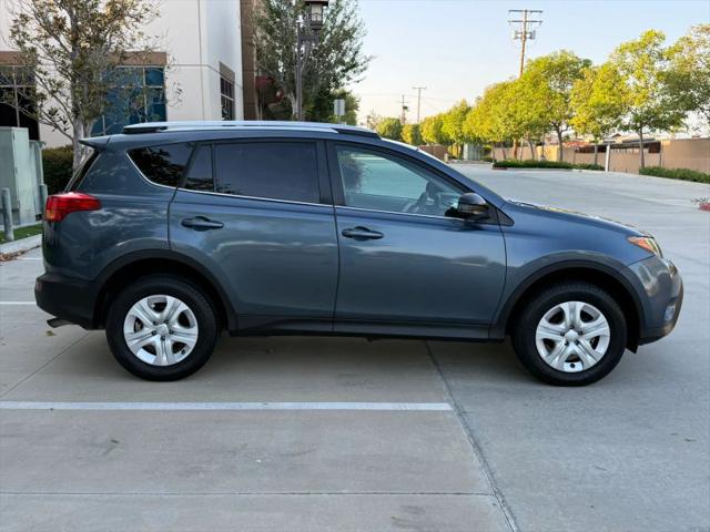 2013 Toyota RAV4 LE