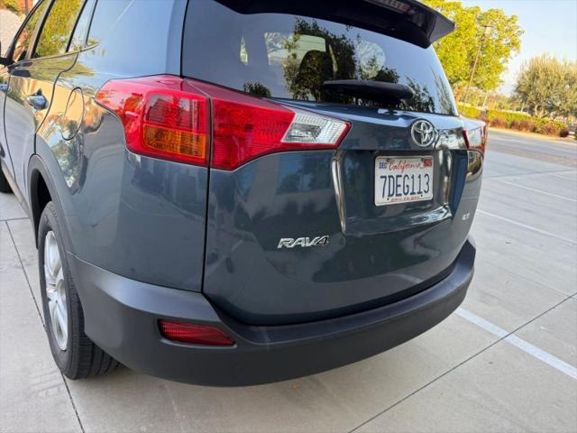 2013 Toyota RAV4 LE