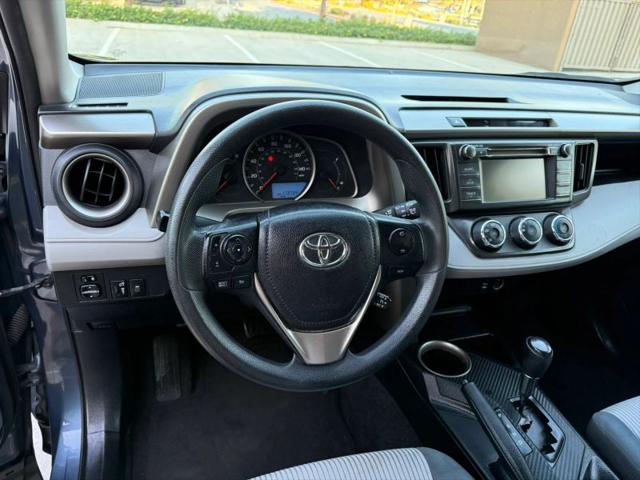 2013 Toyota RAV4 LE
