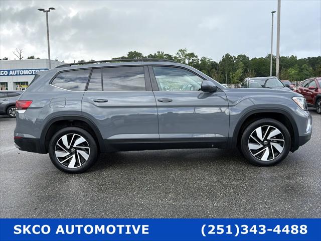 2025 Volkswagen Atlas 2.0T SE w/Technology