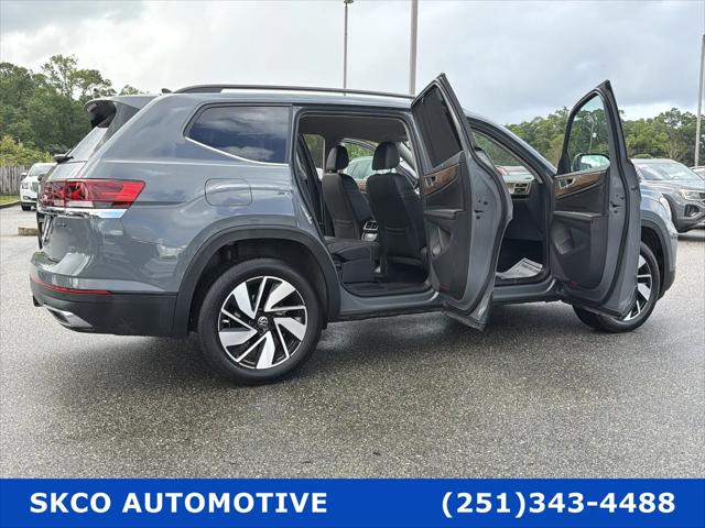 2025 Volkswagen Atlas 2.0T SE w/Technology