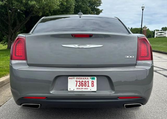 2019 Chrysler 300 Touring