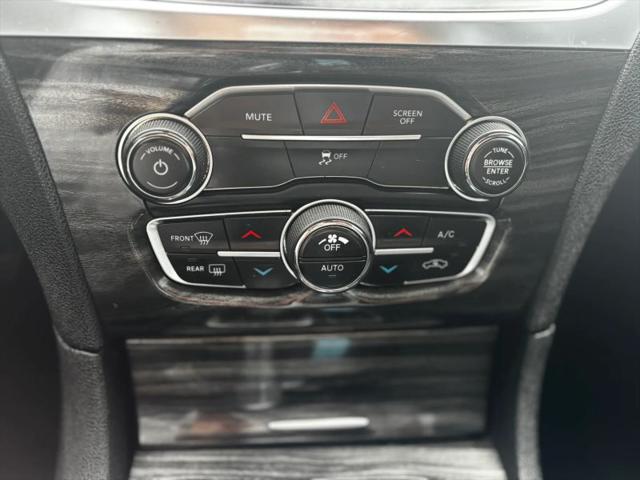 2019 Chrysler 300 Touring