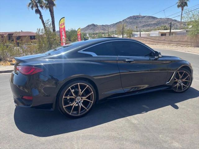 2017 INFINITI Q60 2.0t Premium