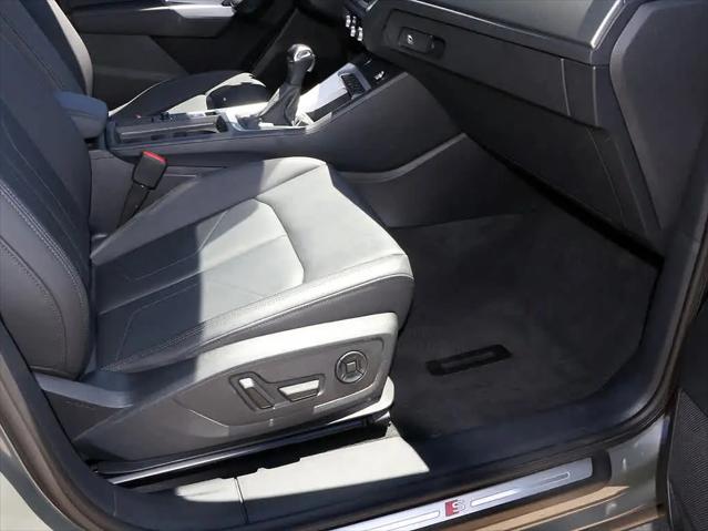 2023 Audi Q3 Premium 45 TFSI S line quattro Tiptronic