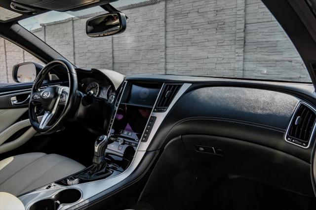 2017 INFINITI Q60 3.0t Premium