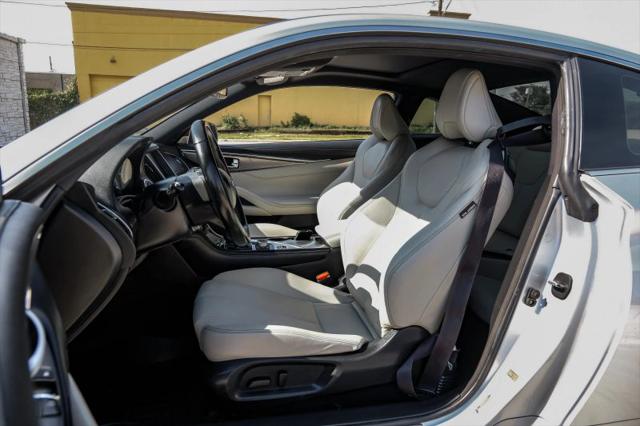 2017 INFINITI Q60 3.0t Premium