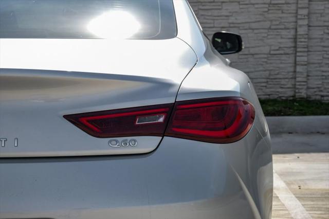 2017 INFINITI Q60 3.0t Premium
