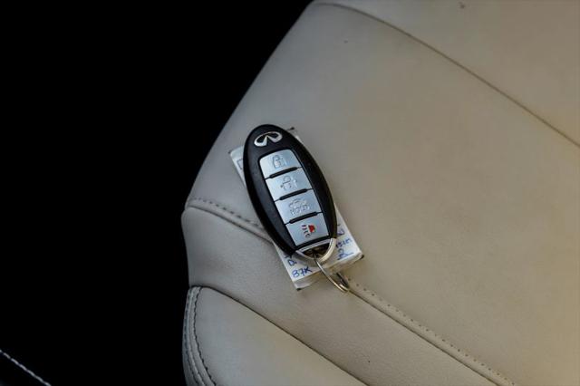 2017 INFINITI Q60 3.0t Premium