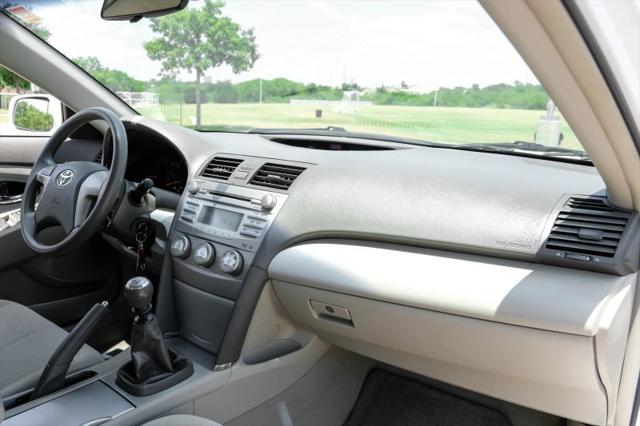 2011 Toyota Camry SE