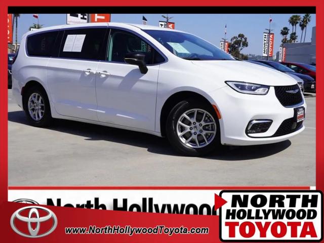 2024 Chrysler Pacifica Touring L for sale in North Hollywood, CA