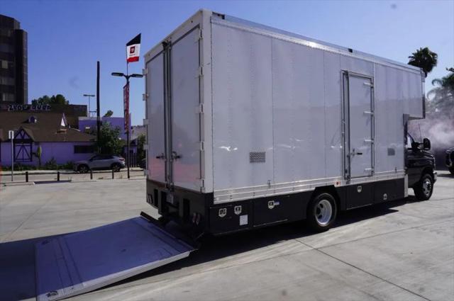 2024 Ford E-450 Cutaway Base