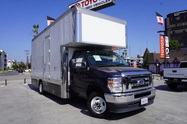2024 Ford E-450 Cutaway Base