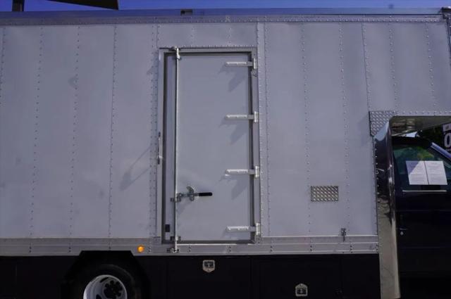 2024 Ford E-450 Cutaway Base