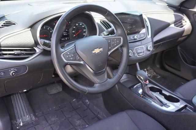2025 Chevrolet Malibu FWD RS
