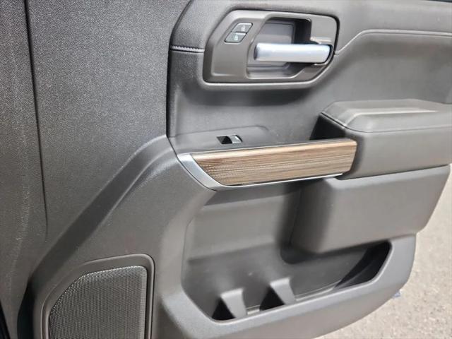 2021 Chevrolet Silverado 1500 4WD Crew Cab Standard Bed RST