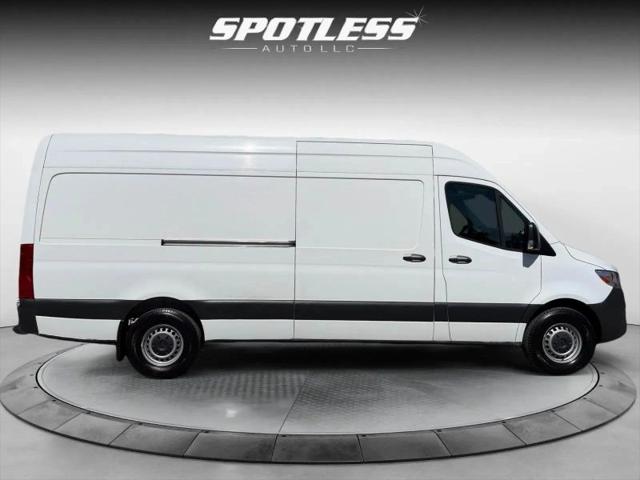 2022 Mercedes-Benz Sprinter 2500 High Roof I4