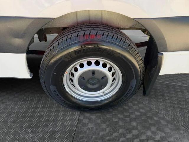 2022 Mercedes-Benz Sprinter 2500 High Roof I4