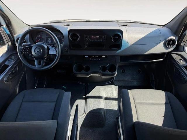 2022 Mercedes-Benz Sprinter 2500 High Roof I4
