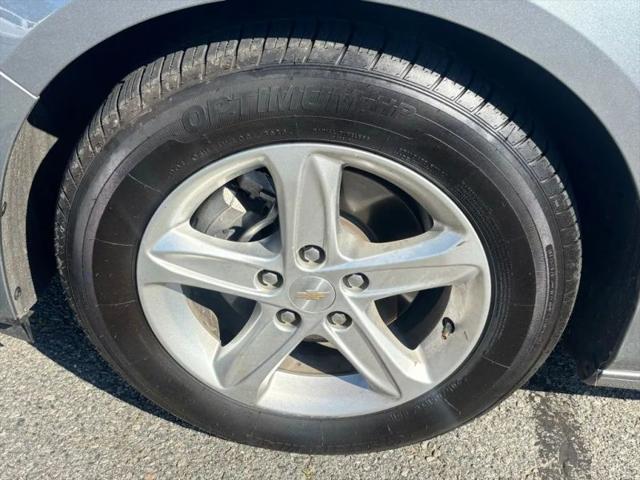 2023 Chevrolet Malibu FWD 1FL