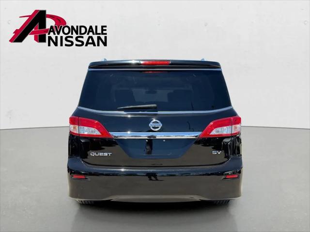 2016 Nissan Quest SV