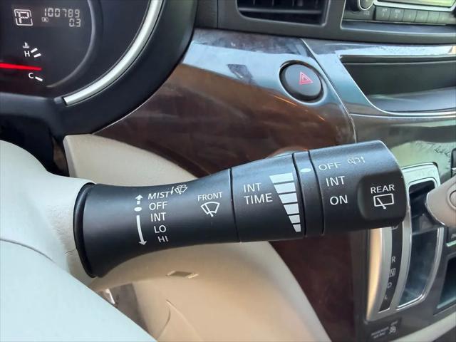 2016 Nissan Quest SV