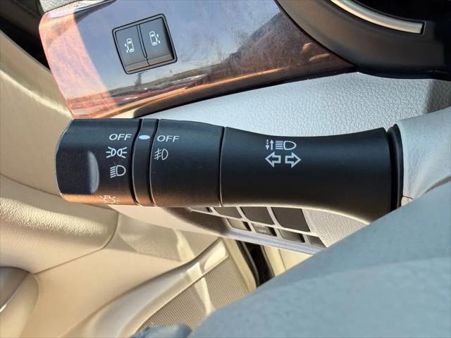 2016 Nissan Quest SV