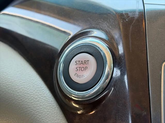2016 Nissan Quest SV