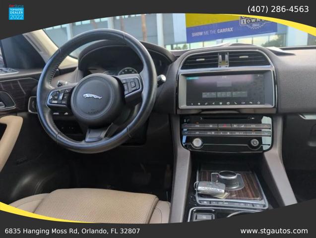 2017 Jaguar F-PACE 35t Prestige