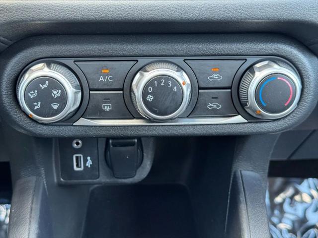 2020 Nissan Versa S Xtronic CVT