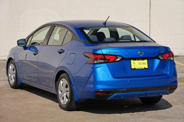 2020 Nissan Versa S Xtronic CVT
