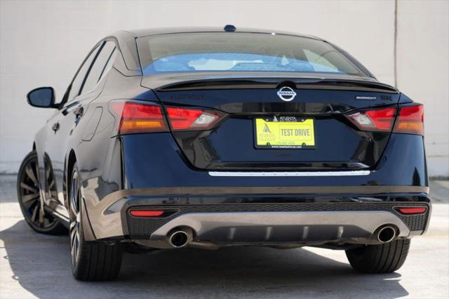 2022 Nissan Altima SR FWD