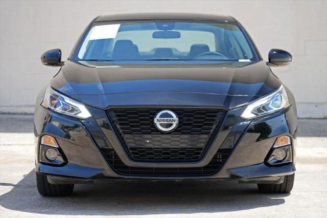 2022 Nissan Altima SR FWD