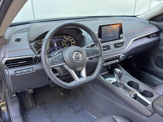 2022 Nissan Altima SR FWD