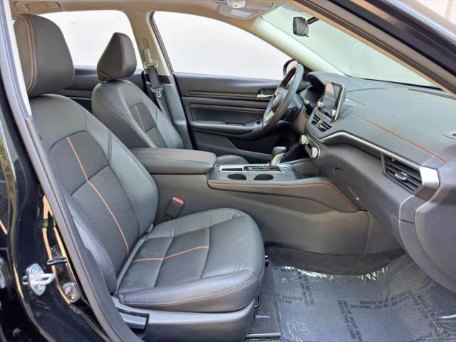2022 Nissan Altima SR FWD