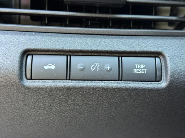 2022 Nissan Altima SR FWD