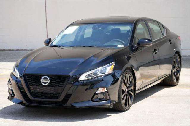 2022 Nissan Altima SR FWD
